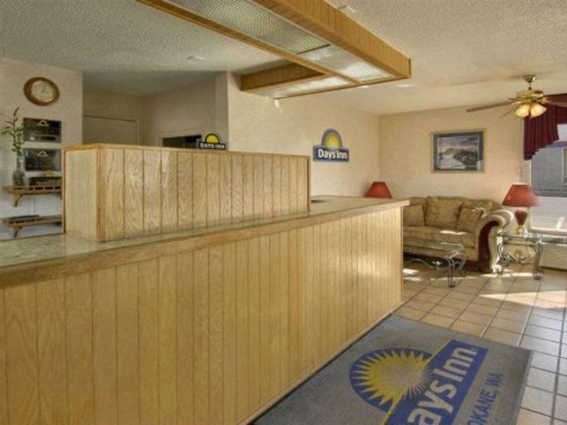 Days Inn Spokane Extérieur photo